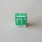 カワグチ　絶縁ステップル　№1　グレー（100個入り）