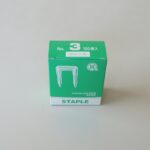 カワグチ　絶縁ステップル　№3　グレー（100個入り）