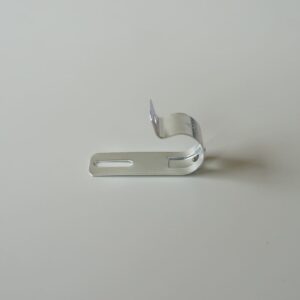 斉藤製作所　メタル片サドル　SS-1822-G（50個入り）V.V.R用片サドル【三価クロメート表面処理】